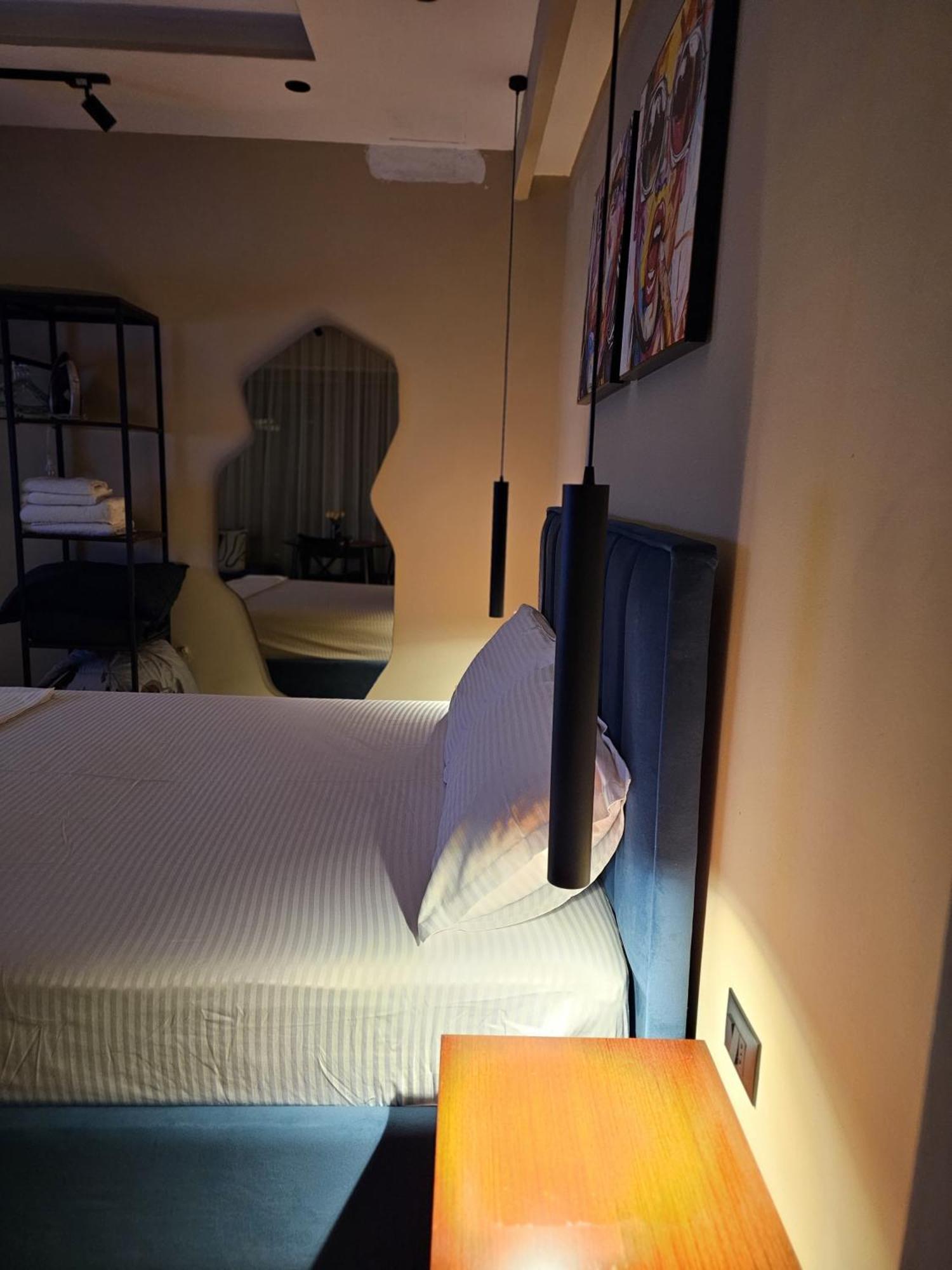 Daily 1 Apartamento Tirana